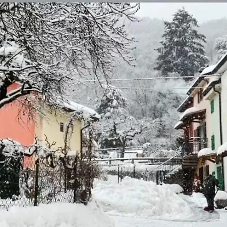 Ca' Rosina. Casetta Nel Bosco. Ferienhaus
