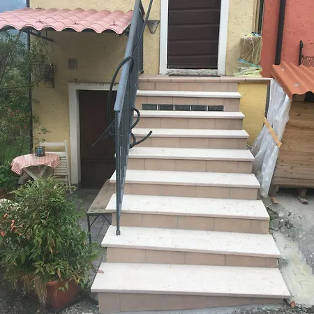 Ca' Rosina. Casetta Nel Bosco. * Ferrara di Monte Baldo